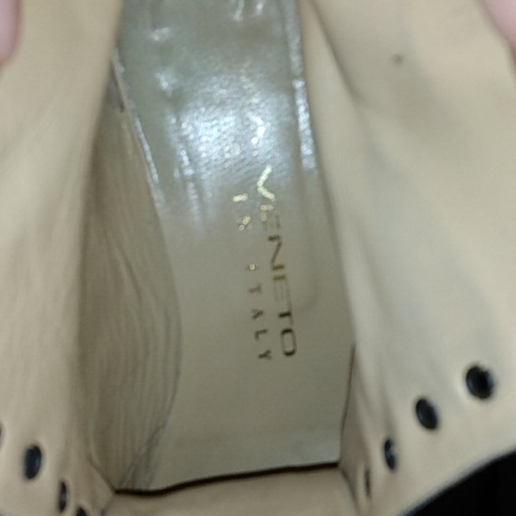 Via Veneto booties - Picture 2 of 2